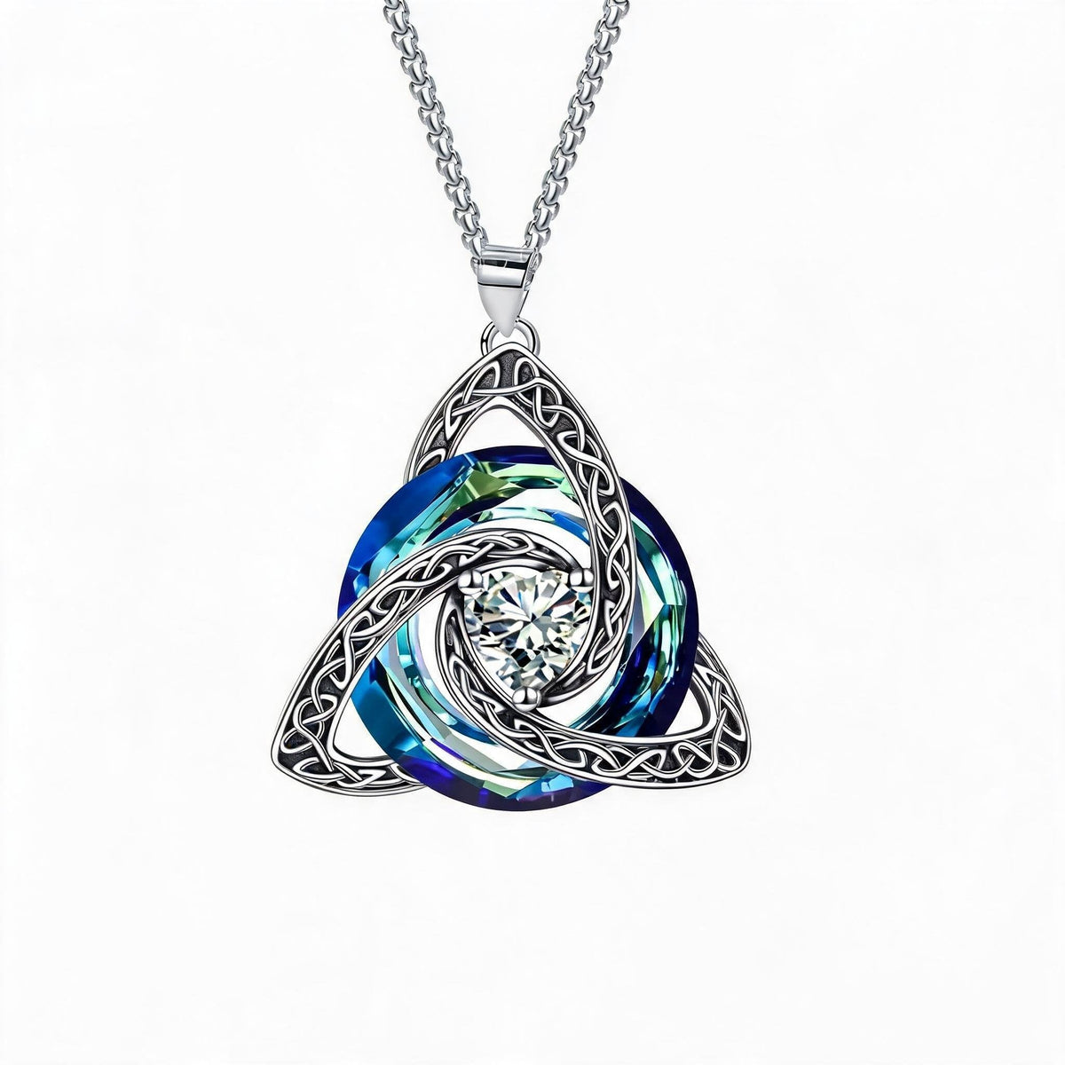 💎🔮 Collana con nodo della Trinità celtico e pietra portafortuna